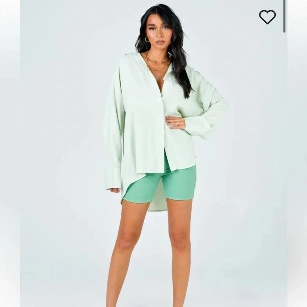Princess Polly Women’s Oversized Lightweight Button Up Blouse Green Size 4